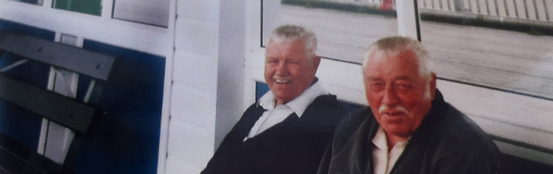 Family devastated after asbestos disease claims two brothers who worked at Swindon Railways