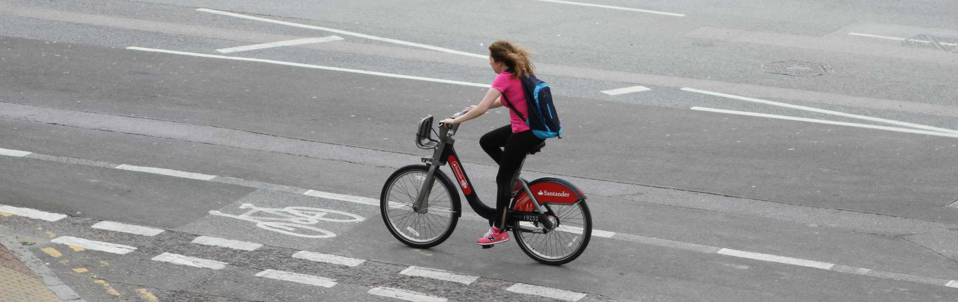 Cycling accidents in cycle lanes
