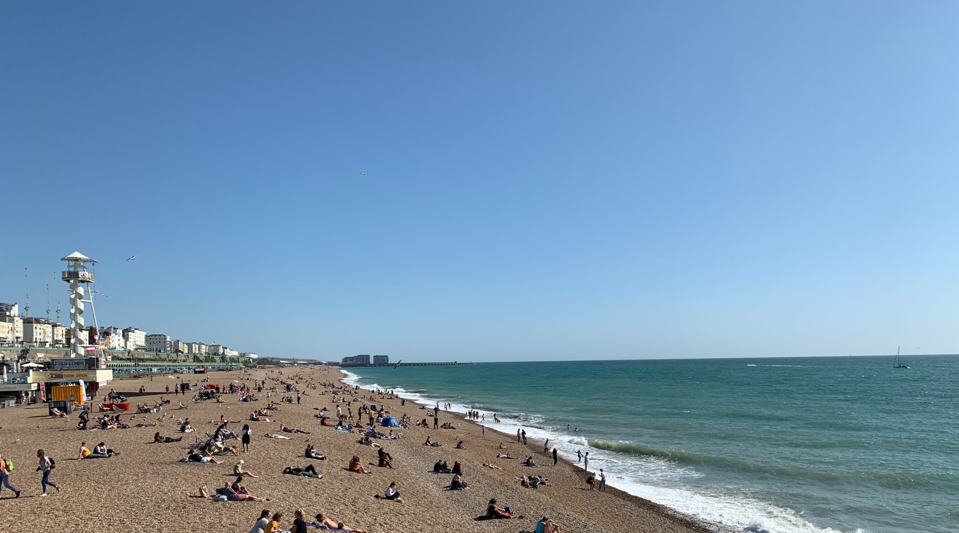 People with lung conditions urged to take precautions during heatwave